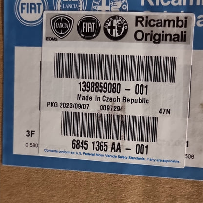 Genuine Left Front Door Window Seal - Vauxhall Movano B 2010- | 93197875