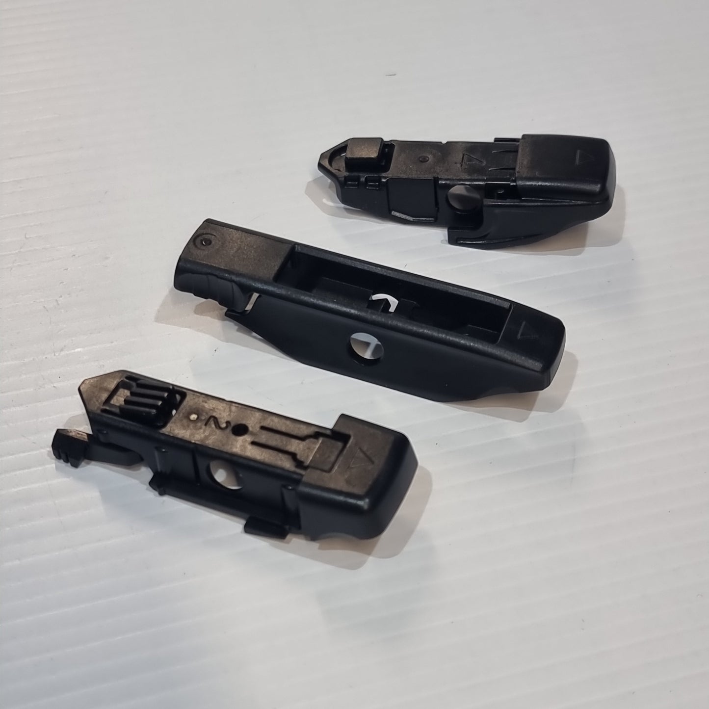 Universal Premium Wiper Blade 15" | AM15U