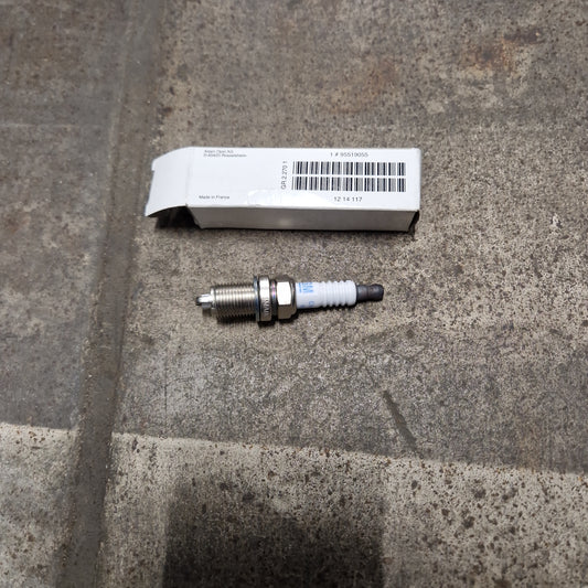 Genuine Vauxhall Plug, Assy., Spark (Flr8Ldcu) | 95519055