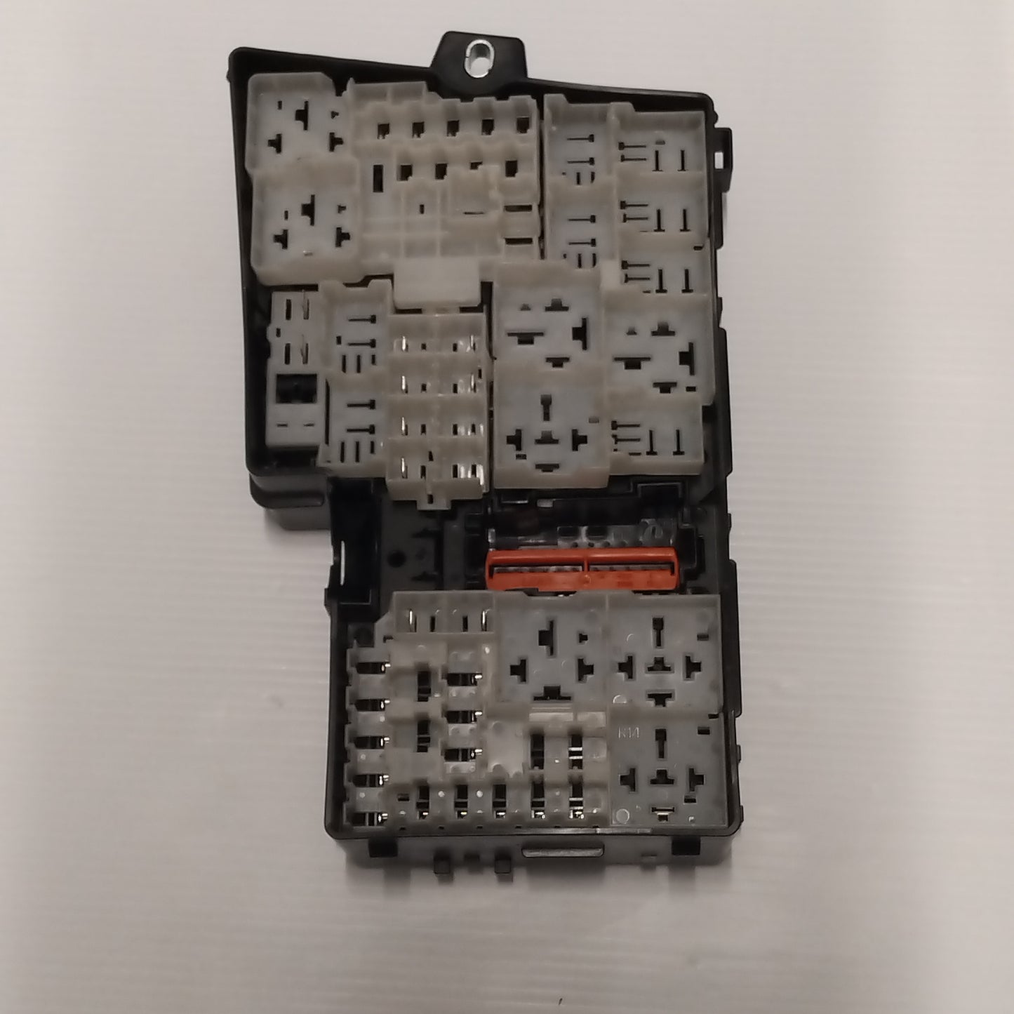 Genuine Ford Box Assy - Fuse | 1842390