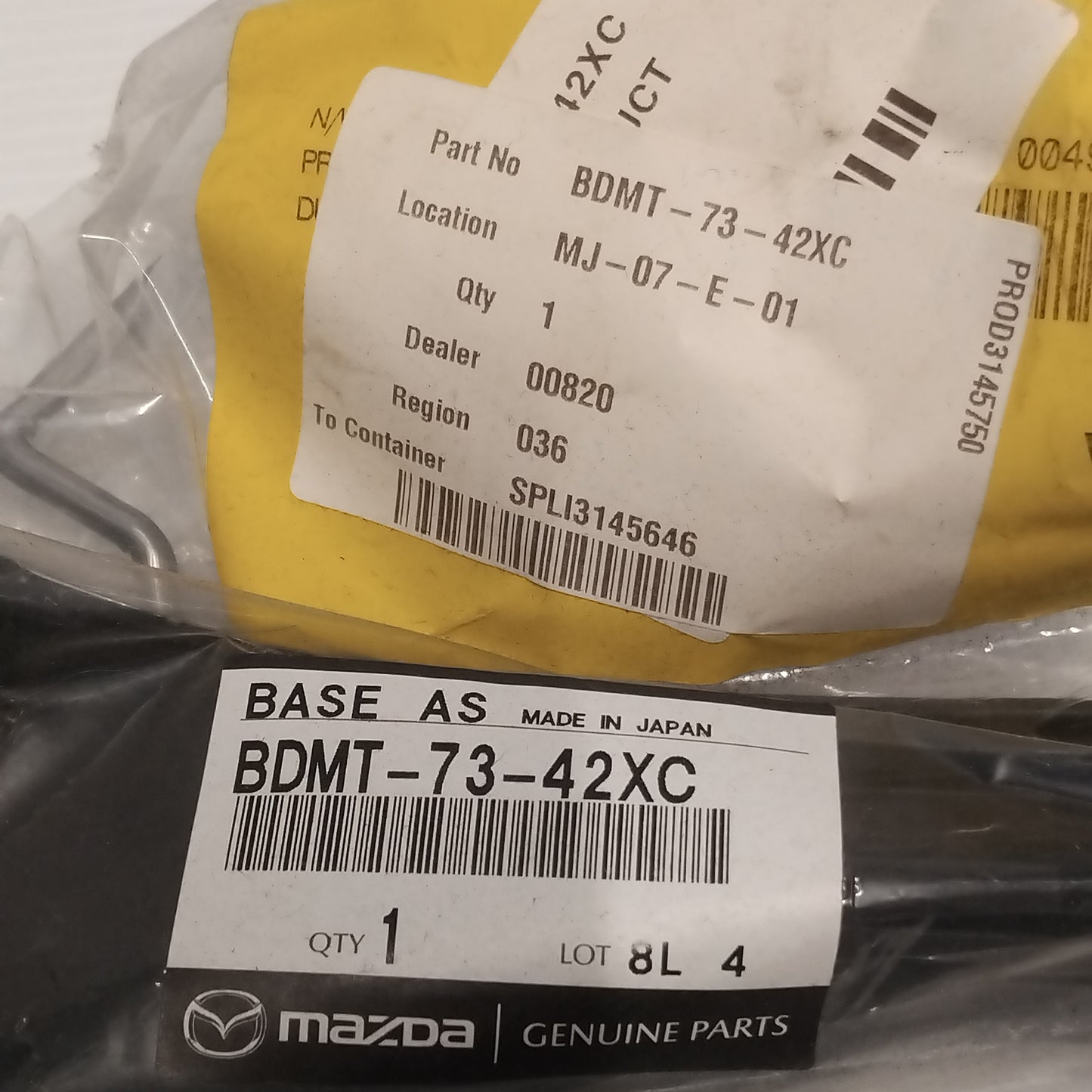 Genuine Mazda Base(L),Handle | BDMT7342XC