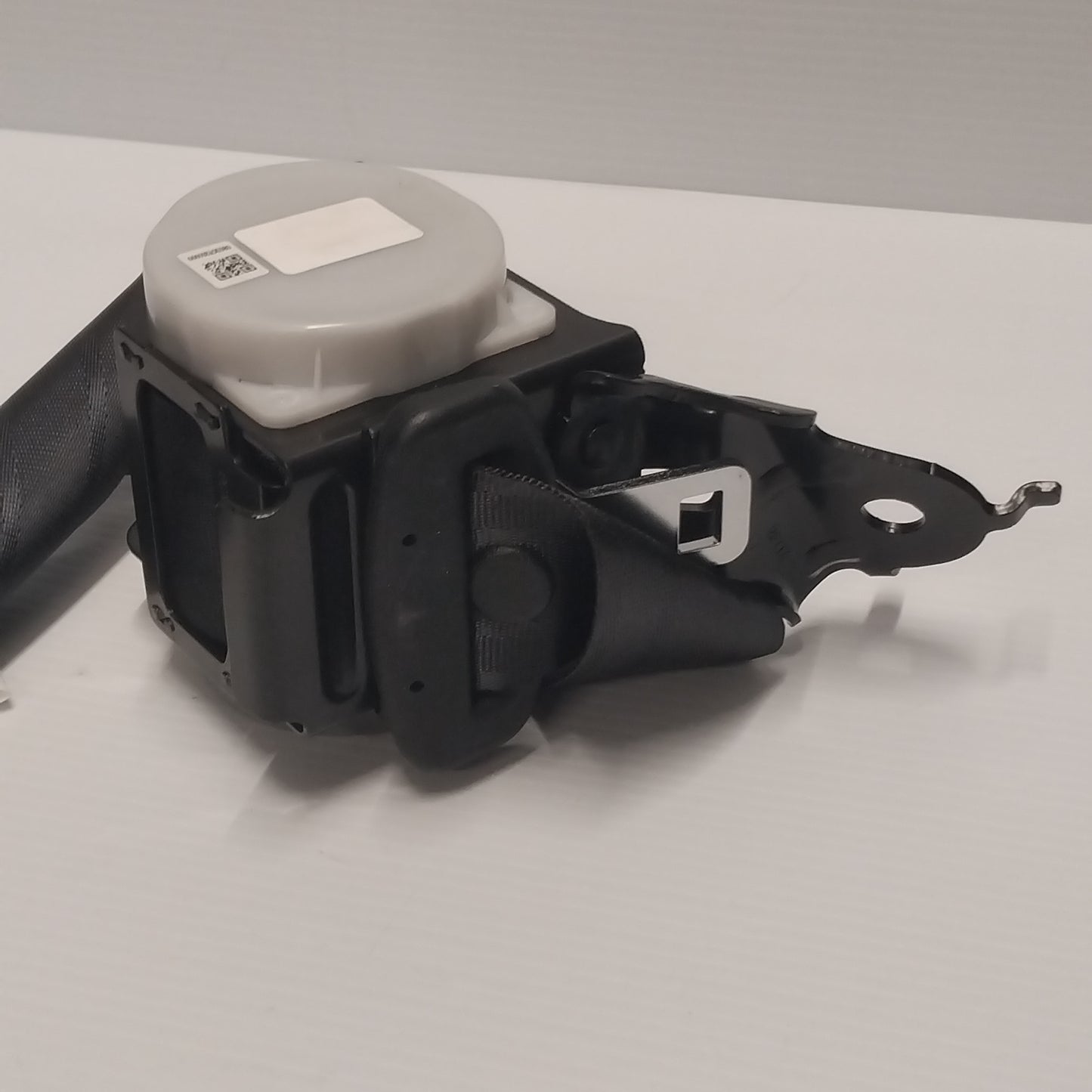 Genuine Mazda Belt'B'(R),Rear | BHR157730E