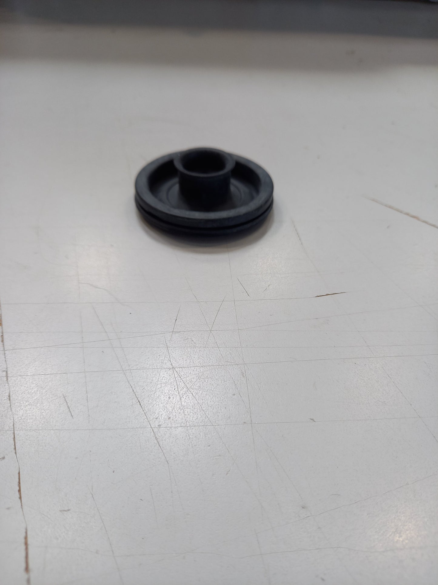 Genuine Peugeot Grille Seal | 8251R3