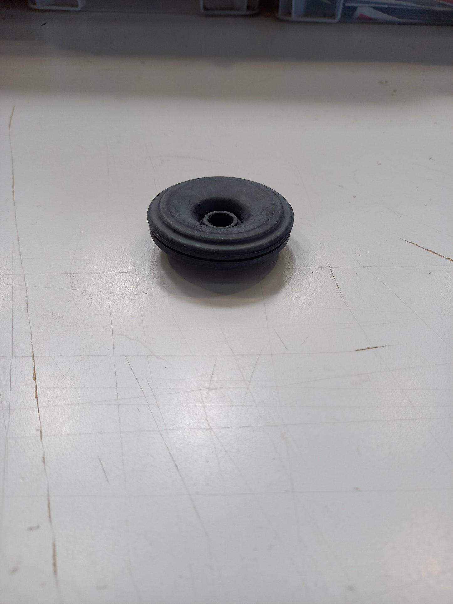 Genuine Peugeot Grille Seal | 8251R3