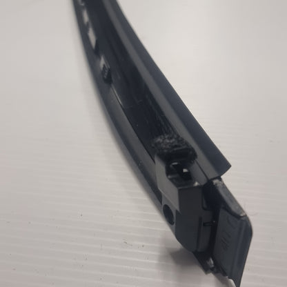 Genuine Kia Moulding Assy | 86131J7000