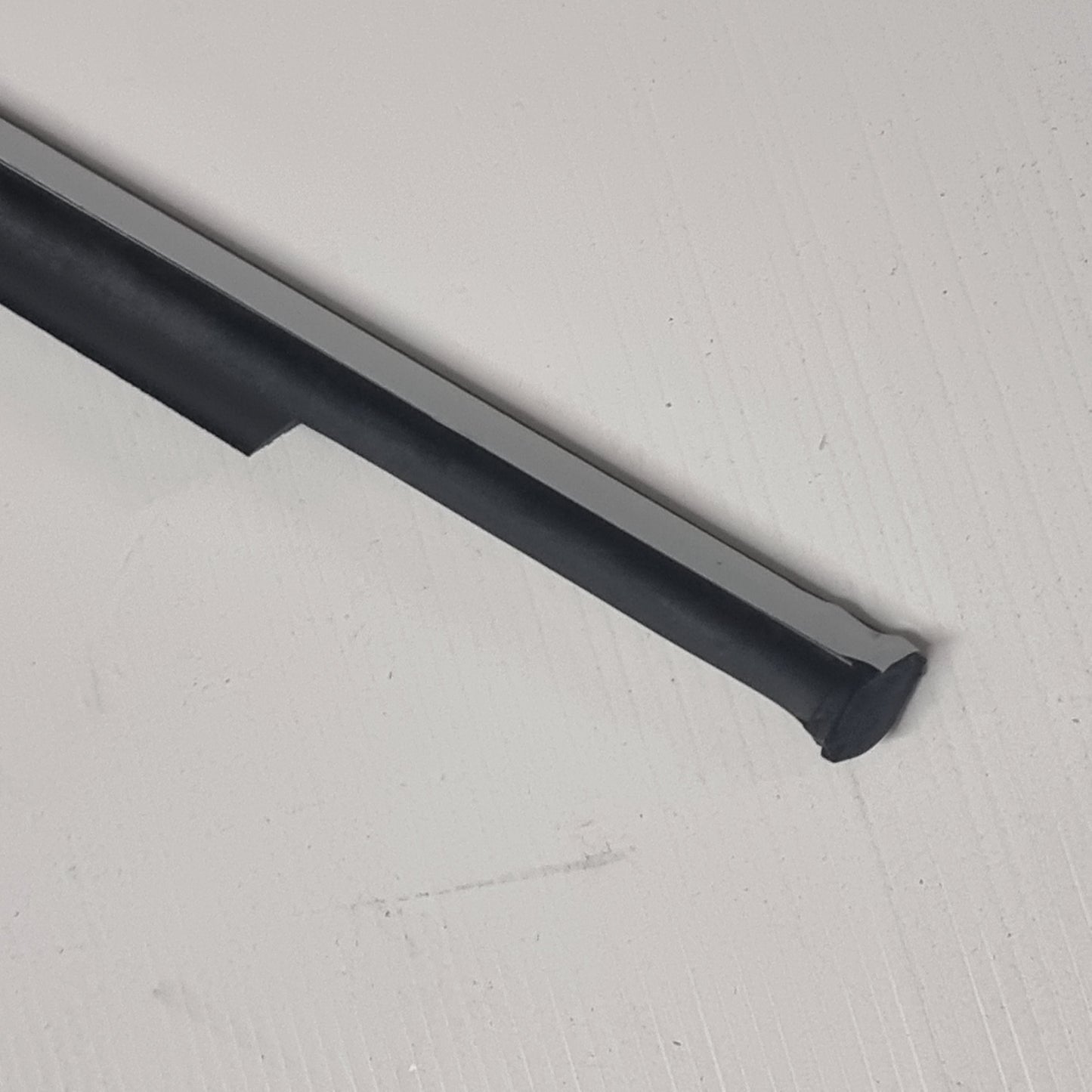 Genuine Front Left Door Weatherstrip - Fiat 500 2007-2015 | 51785409