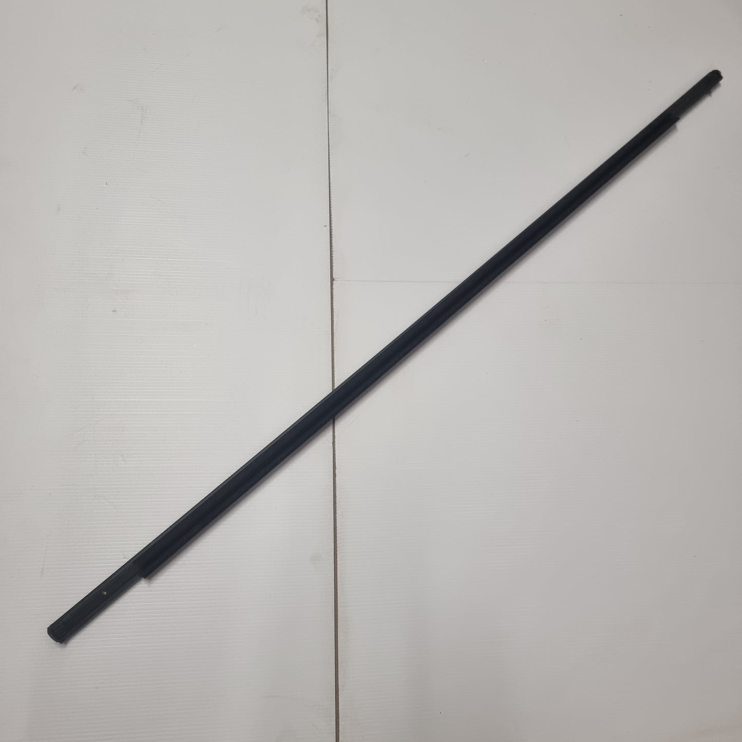 Genuine Front Left Door Weatherstrip - Fiat 500 2007-2015 | 51785409