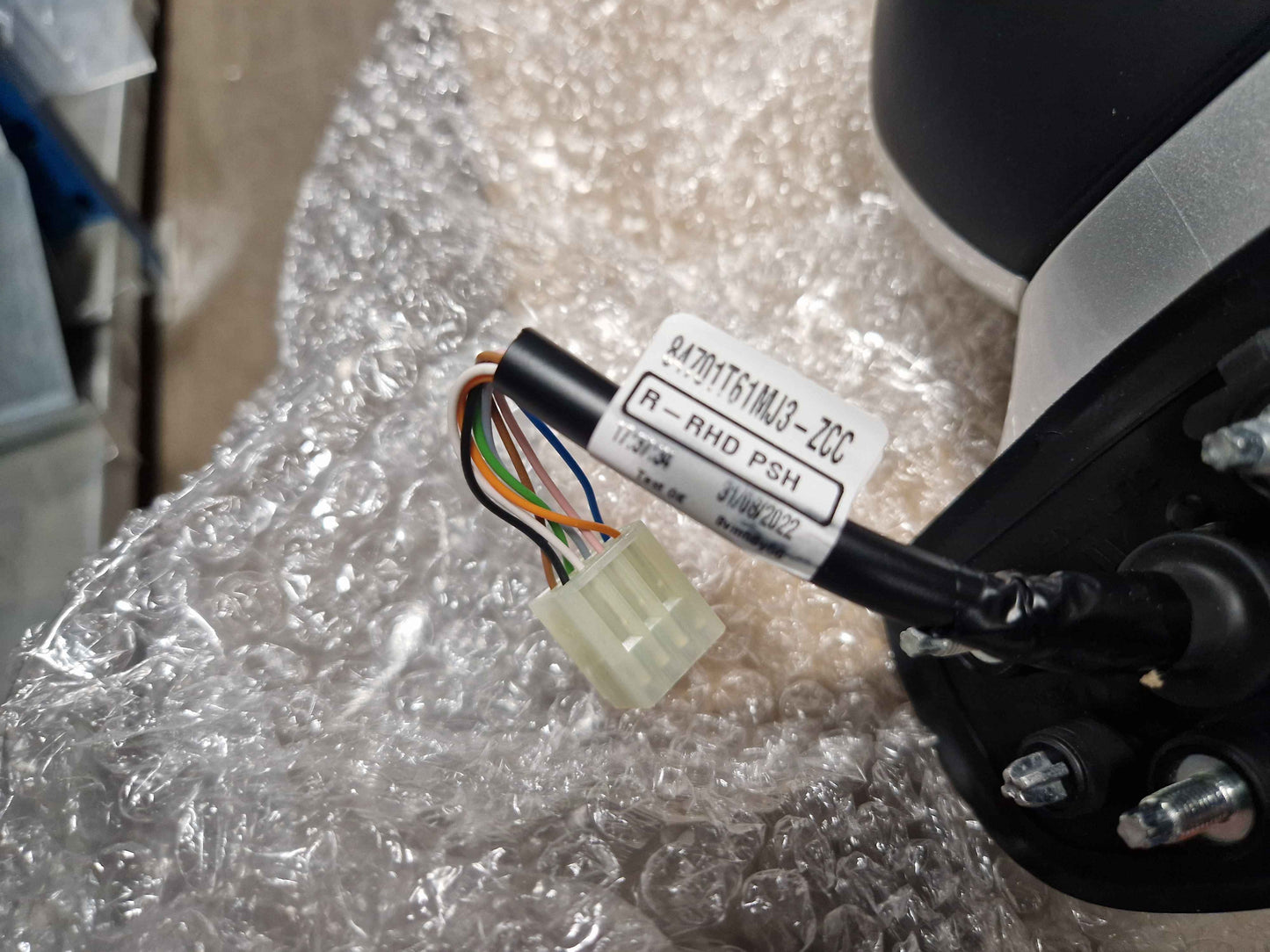 Genuine Suzuki Mirror Assy,Rr View,R | 84701-61MJ3-ZCC