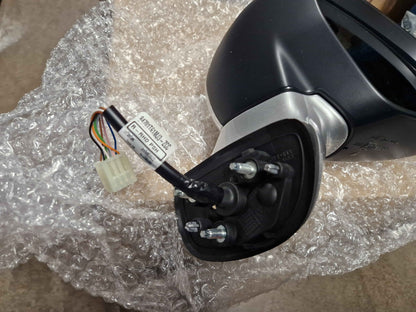 Genuine Suzuki Mirror Assy,Rr View,R | 84701-61MJ3-ZCC