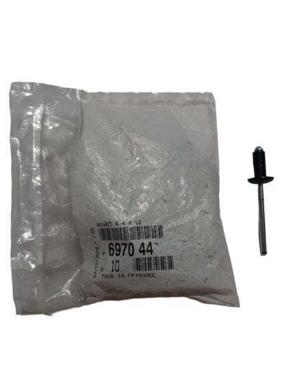 Genuine Peugeot Rivet | 697044