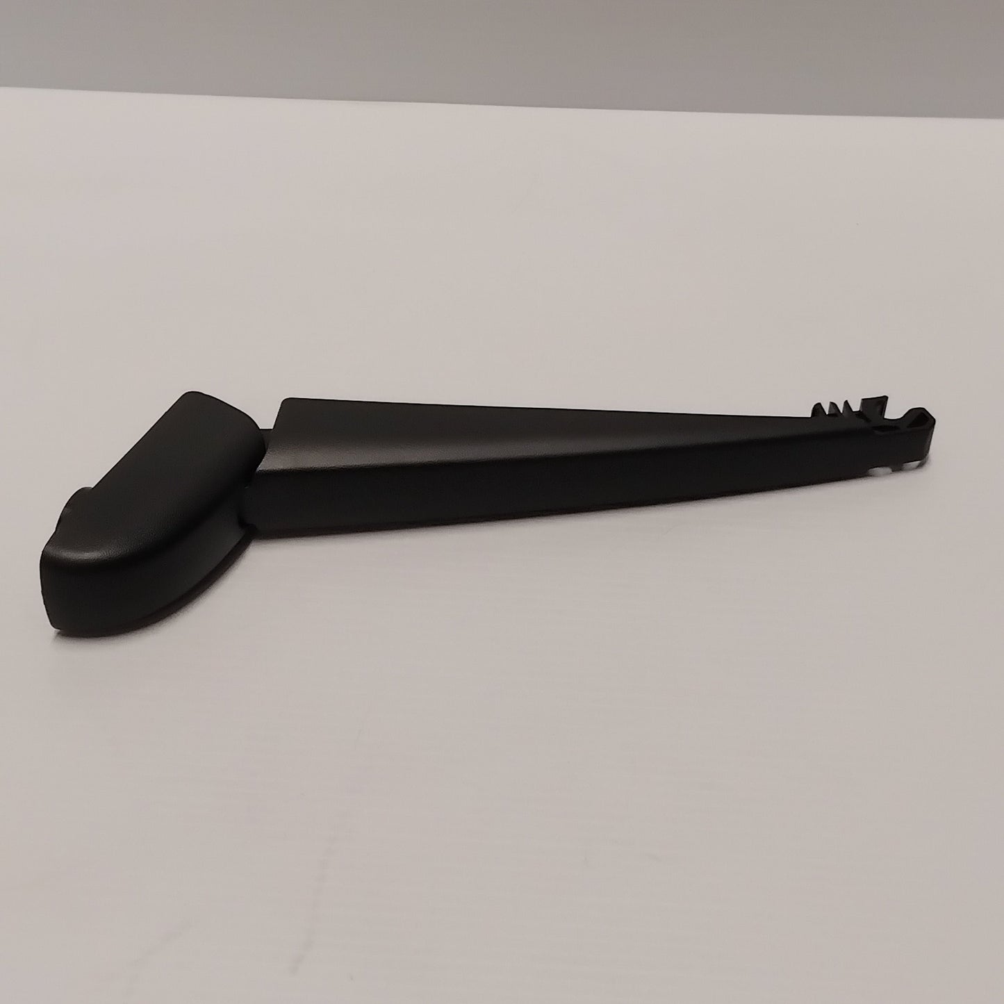 Genuine Rear Wiper Arm - Suzuki Baleno 2016-2019 | 38821M68P00-000