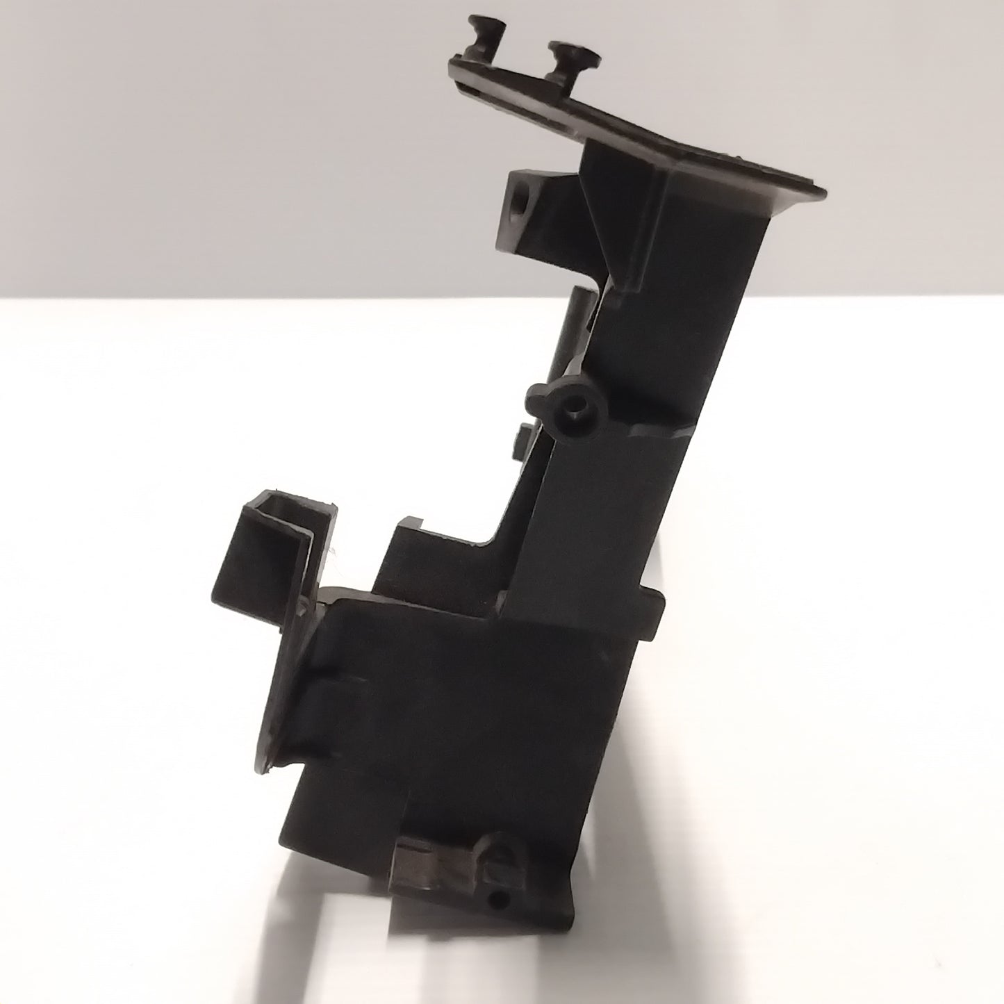 Genuine Left Rear Door Lock Bracket - Ford Fiesta Fusion 2001-2012 | 1255944