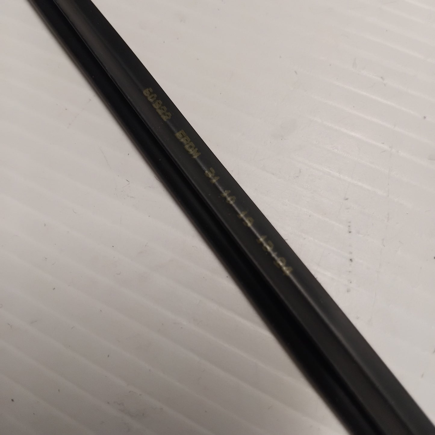 Genuine Headlamp Front Sealing Strip - Vauxhall Meriva A 2003-2010 | 13203116