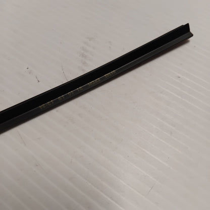 Genuine Headlamp Front Sealing Strip - Vauxhall Meriva A 2003-2010 | 13203116