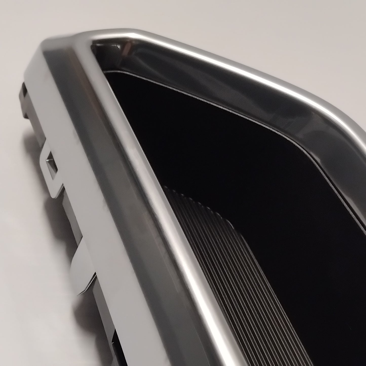 Genuine Rear Bumper Left Trim - Kia Stonic 2021-2023 | 86661H8KA0