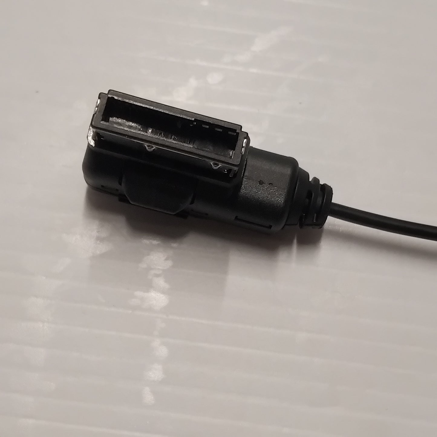 Genuine Multimedia MDI - AUX Cable - Seat Alhambra 2011- | 7N5051510A