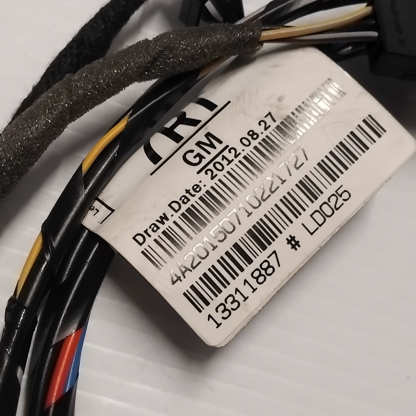 Genuine Rear Boot Wiring Harness - Vauxhall Astra J 2010-2015 | 13311887