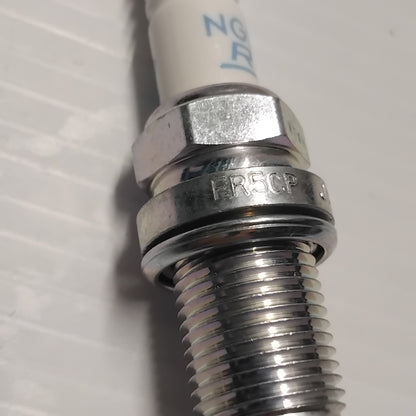 1x Genuine Spark Plug - Alfa Romeo 159 / Brera / Spider 2.2 | 55182623