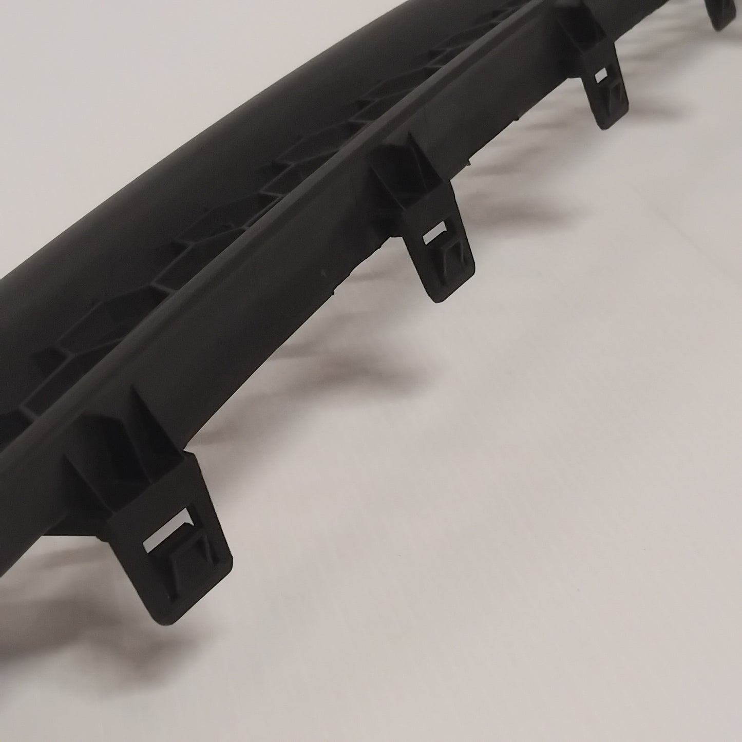 Genuine Front Bumper Grille - Fiat Punto 2009-2012 | 735511757