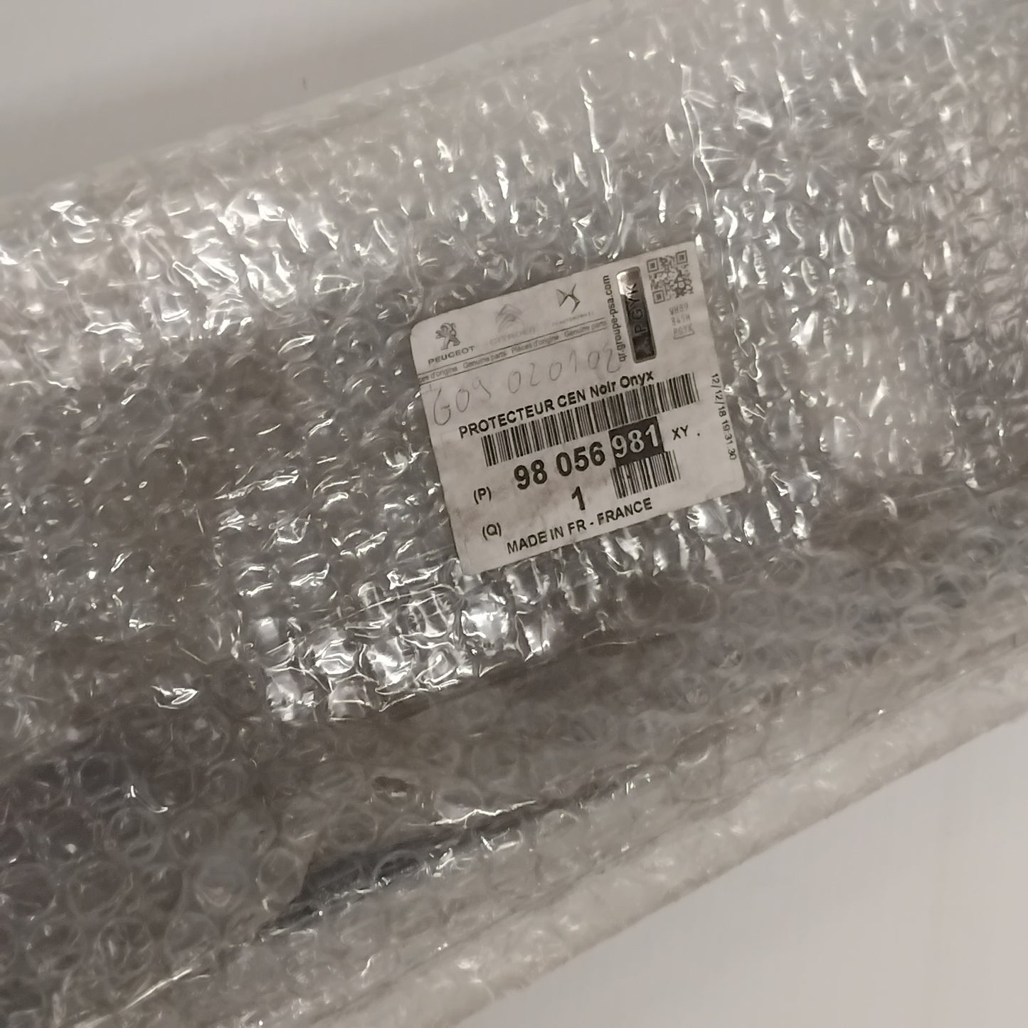 Genuine Front Bumper Centre Protector - Peugeot 3008 | 98056981XY