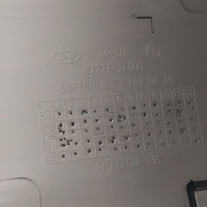 Genuine Front Left Door Garnish - Hyundai Tuscon 2004-2005 | 877232E000