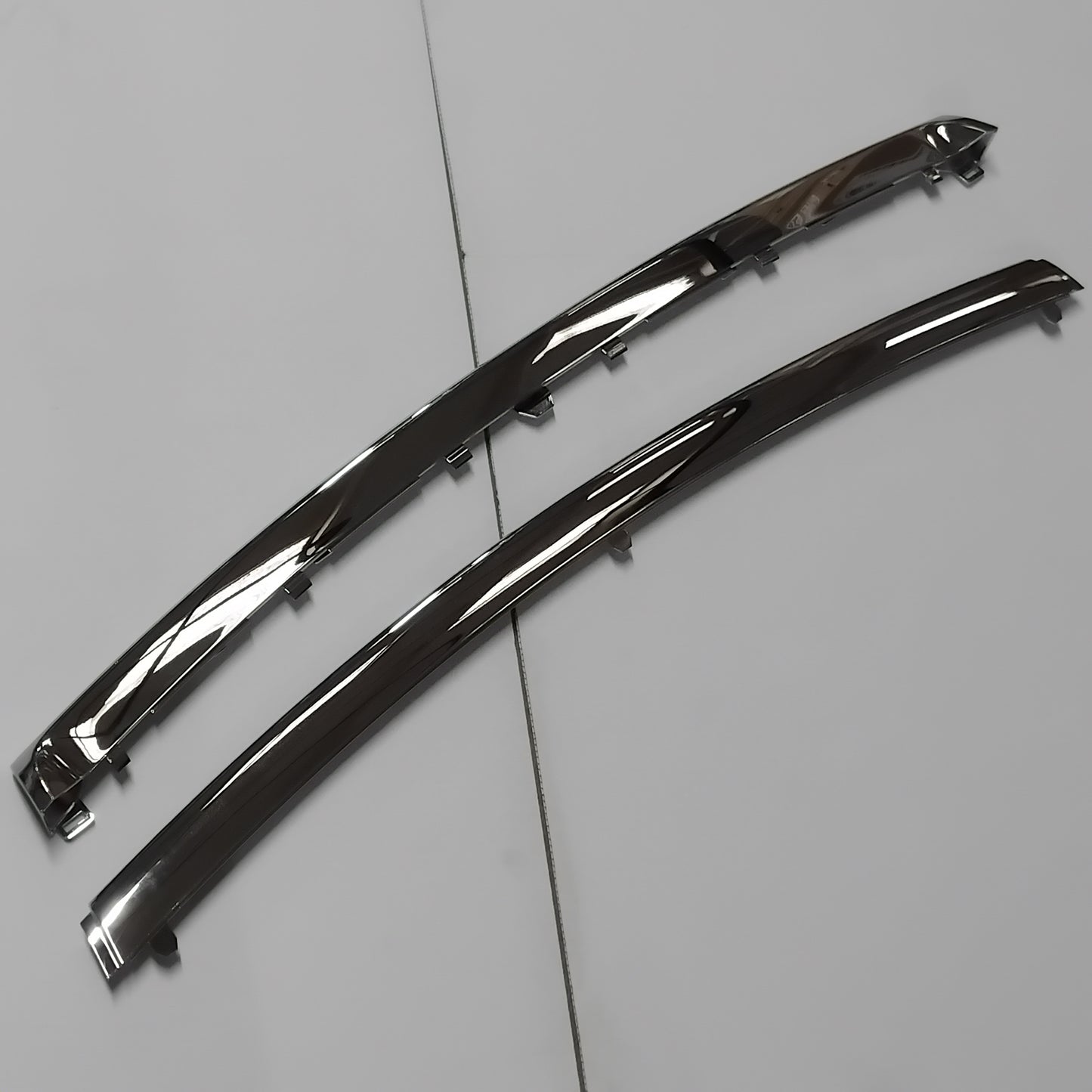 Genuine Front Bumper Trim Kit - Renault Grand Scenic III | 620723074R