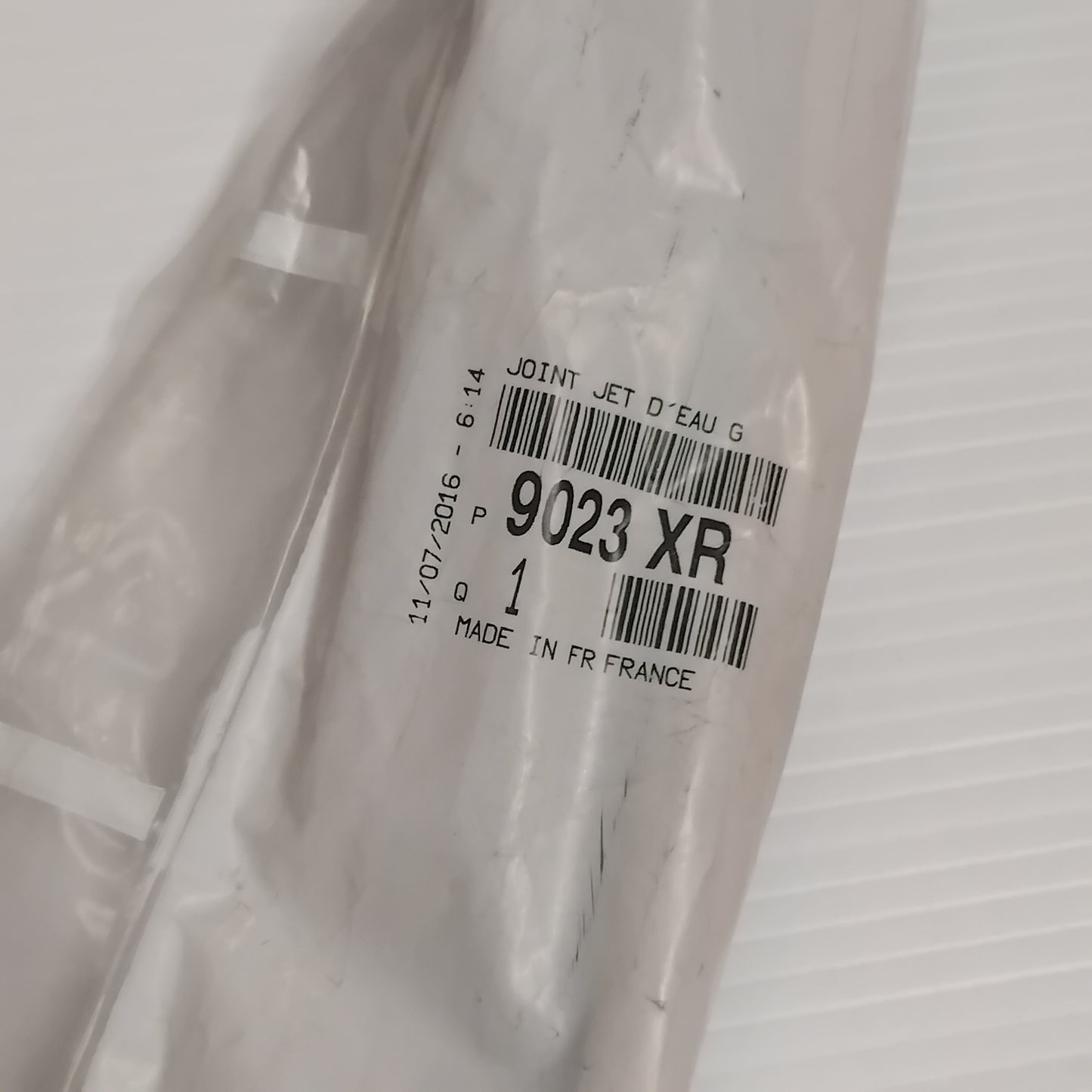 Genuine Left Side Panel Seal - Peugeot 207 | 9023XR