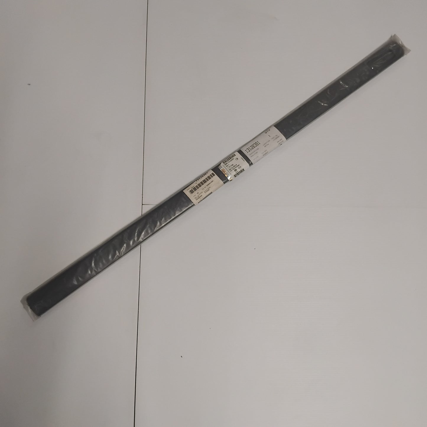 Genuine Front Right Door Protector - Vauxhall Astra G | 13128381