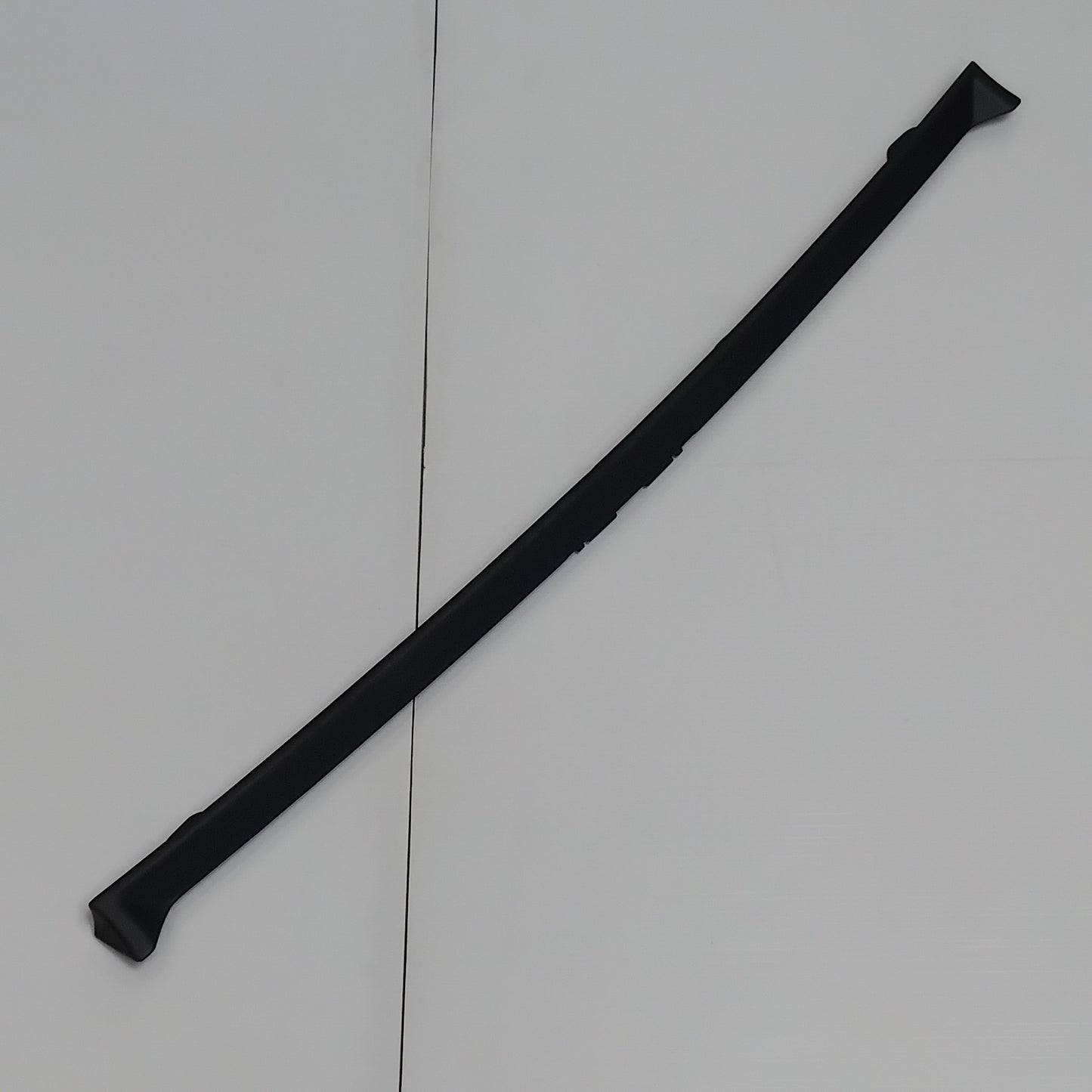 Genuine Rear Bumper Center Trim Lip - Hyundai Santa Fe 2007-2009 | 866212B010