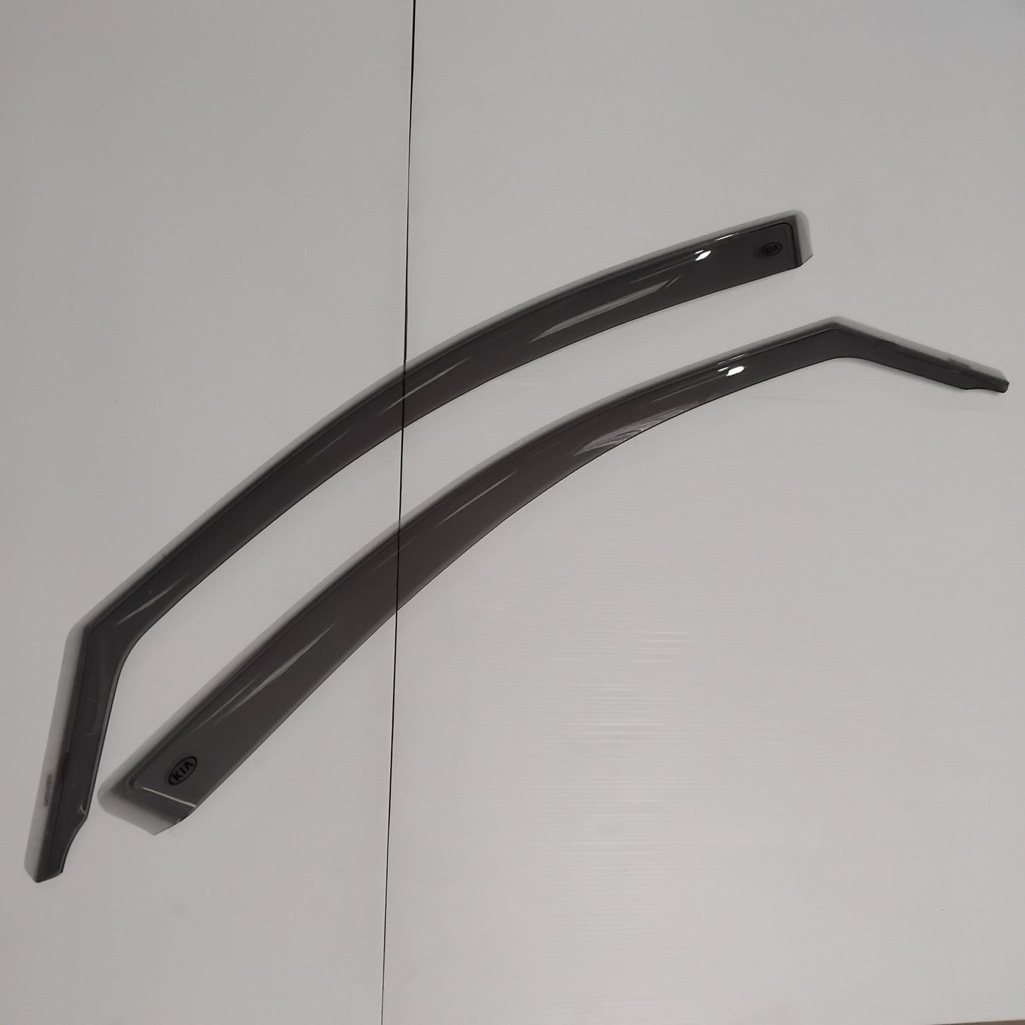 Genuine Front Wind Deflectors - Kia Optima SW 2016-2019 | D4221ADE00