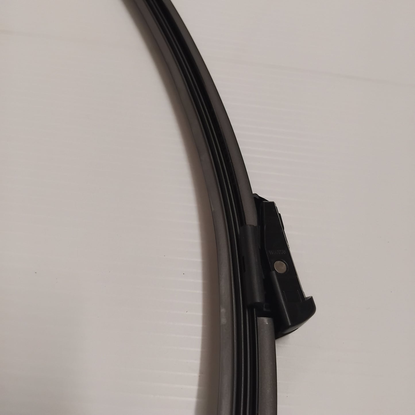 2x Genuine Wiper Blades - Vauxhall Zafira C 2011-2018 | 95528671