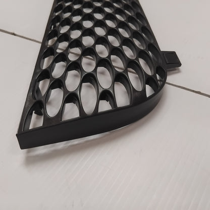 Genuine Radiator Grille - Ford Transit 2000-2006 | 4169759