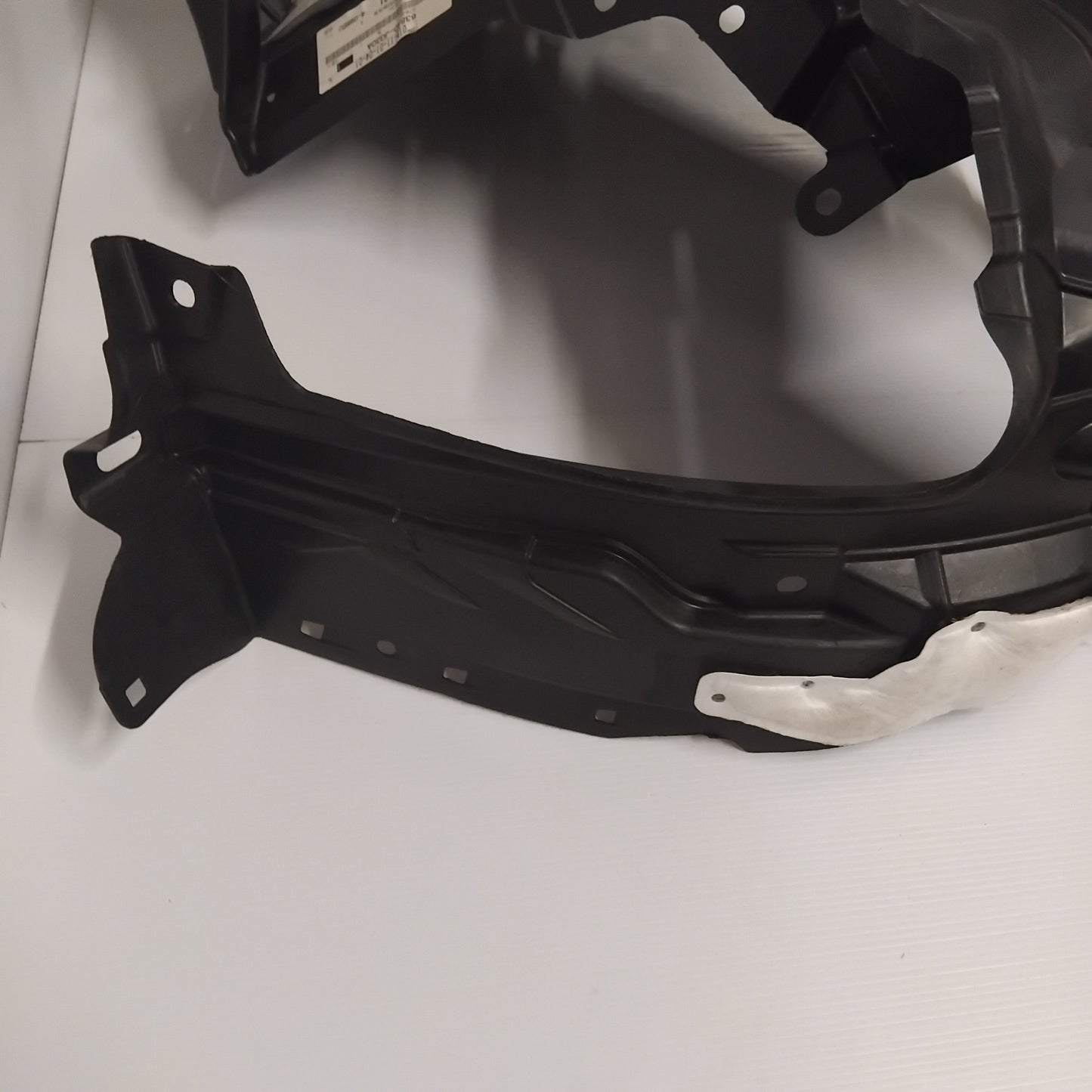 Genuine Front Right Wheel Arch Cover - Nissan X-Trail | 63840JG30A