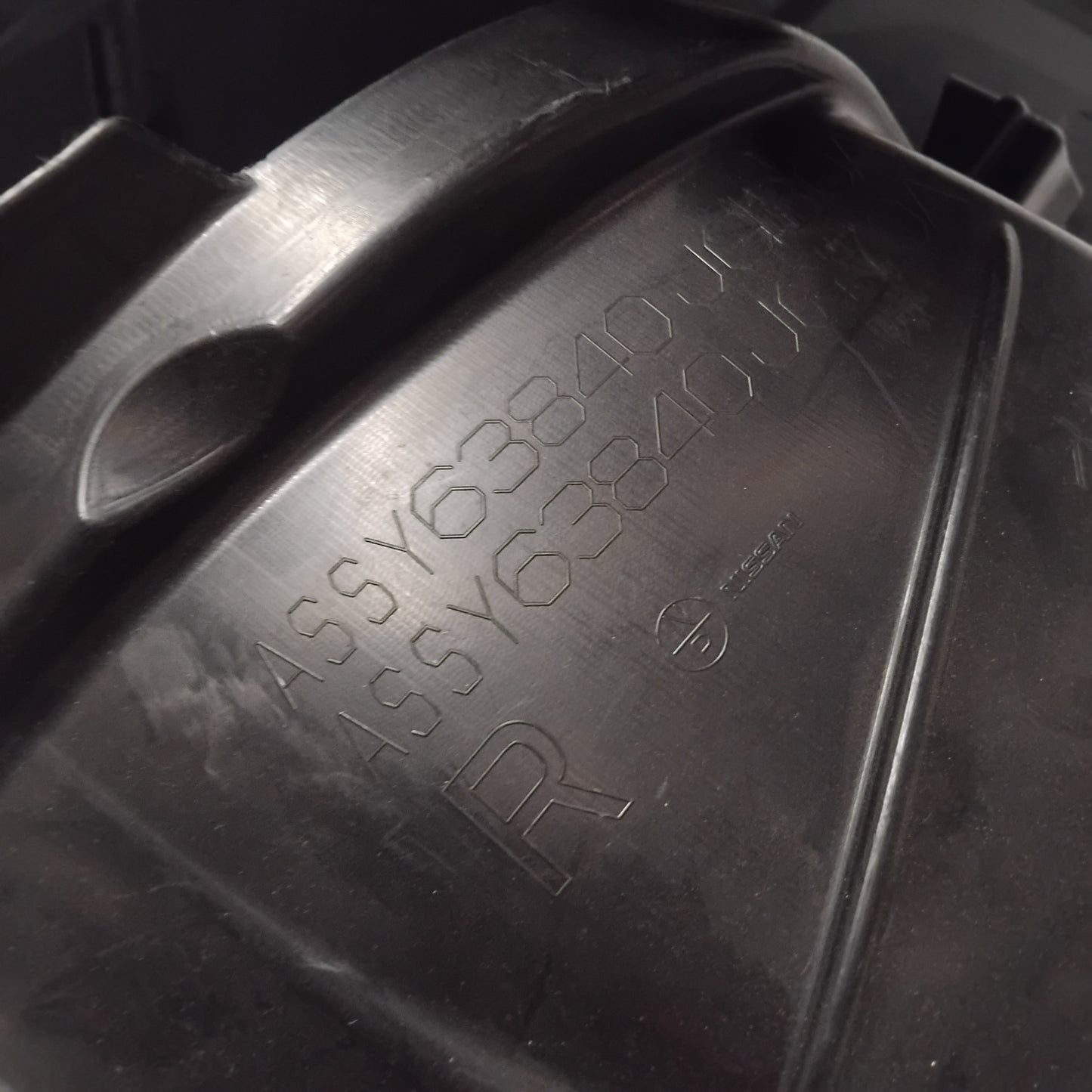 Genuine Front Right Wheel Arch Cover - Nissan X-Trail | 63840JG30A