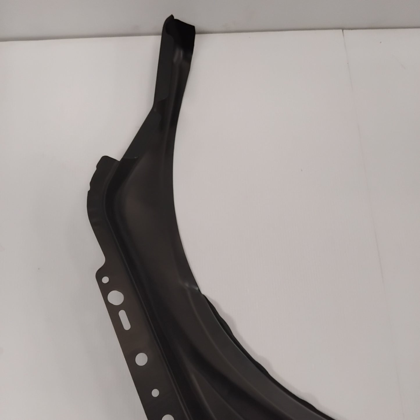 Genuine Wheel Arch - Ford | 4383597