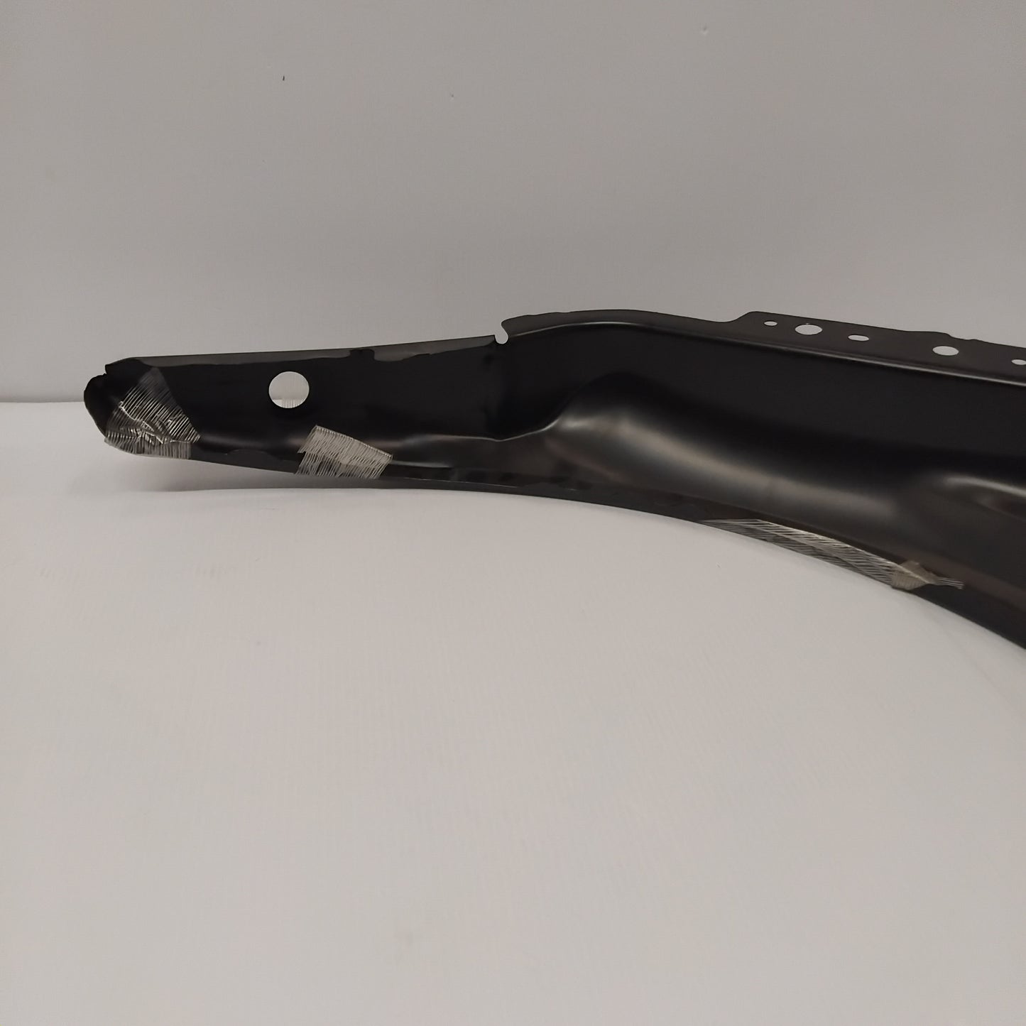 Genuine Wheel Arch - Ford | 4383597