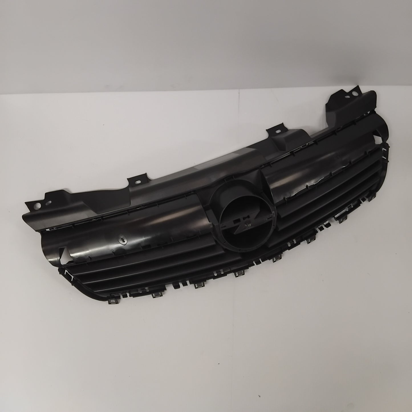 Genuine Vauxhall Grille, Radiator | 13216644