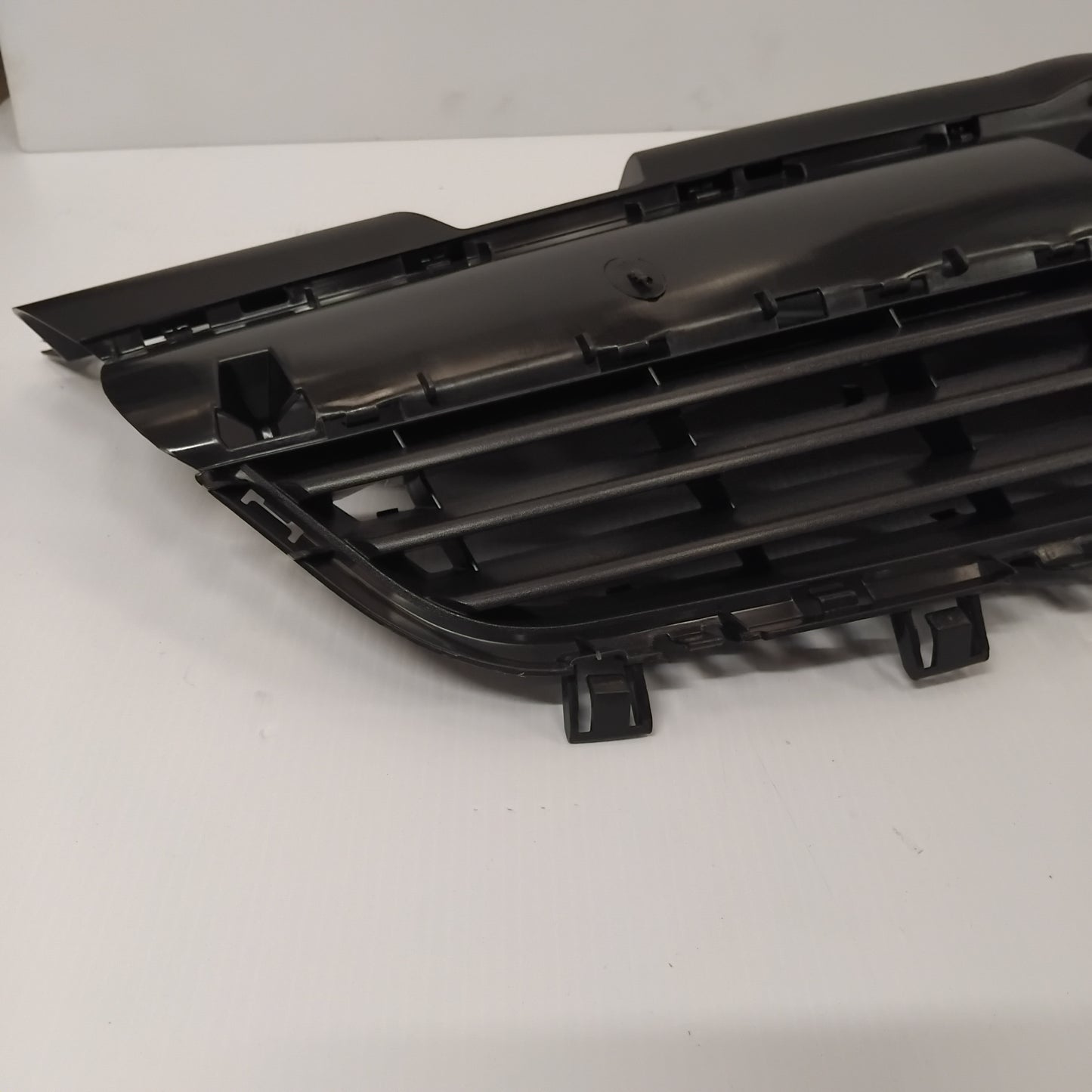 Genuine Vauxhall Grille, Radiator | 13216644