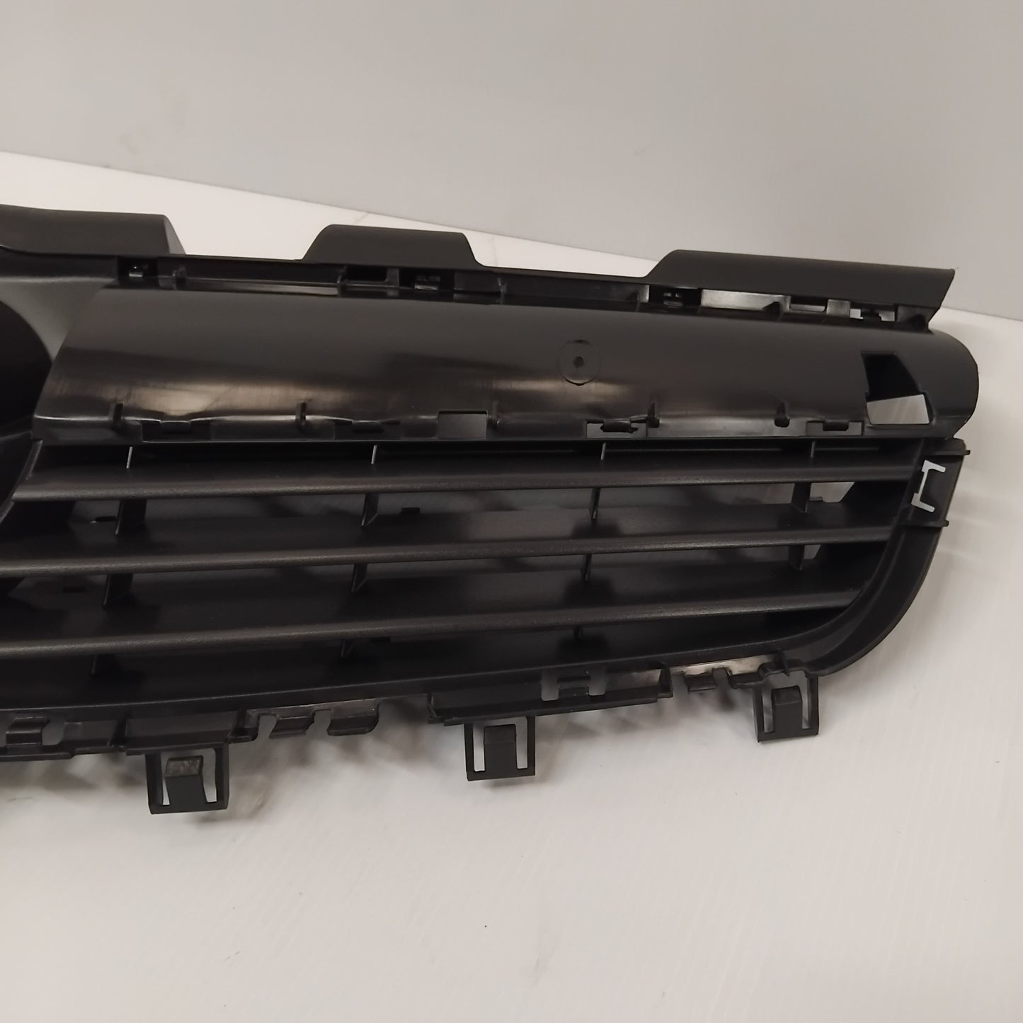 Genuine Vauxhall Grille, Radiator | 13216644