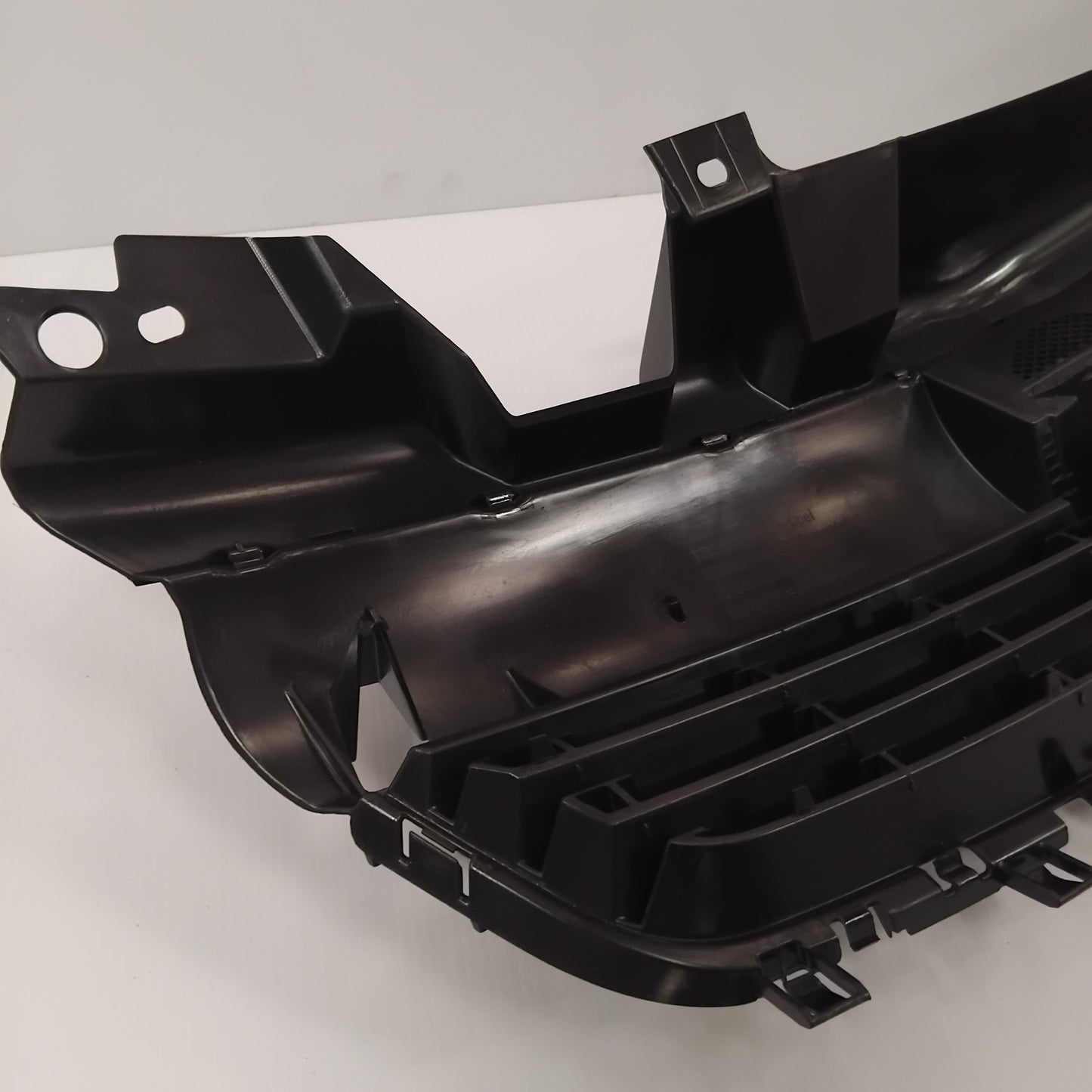 Genuine Vauxhall Grille, Radiator | 13216644