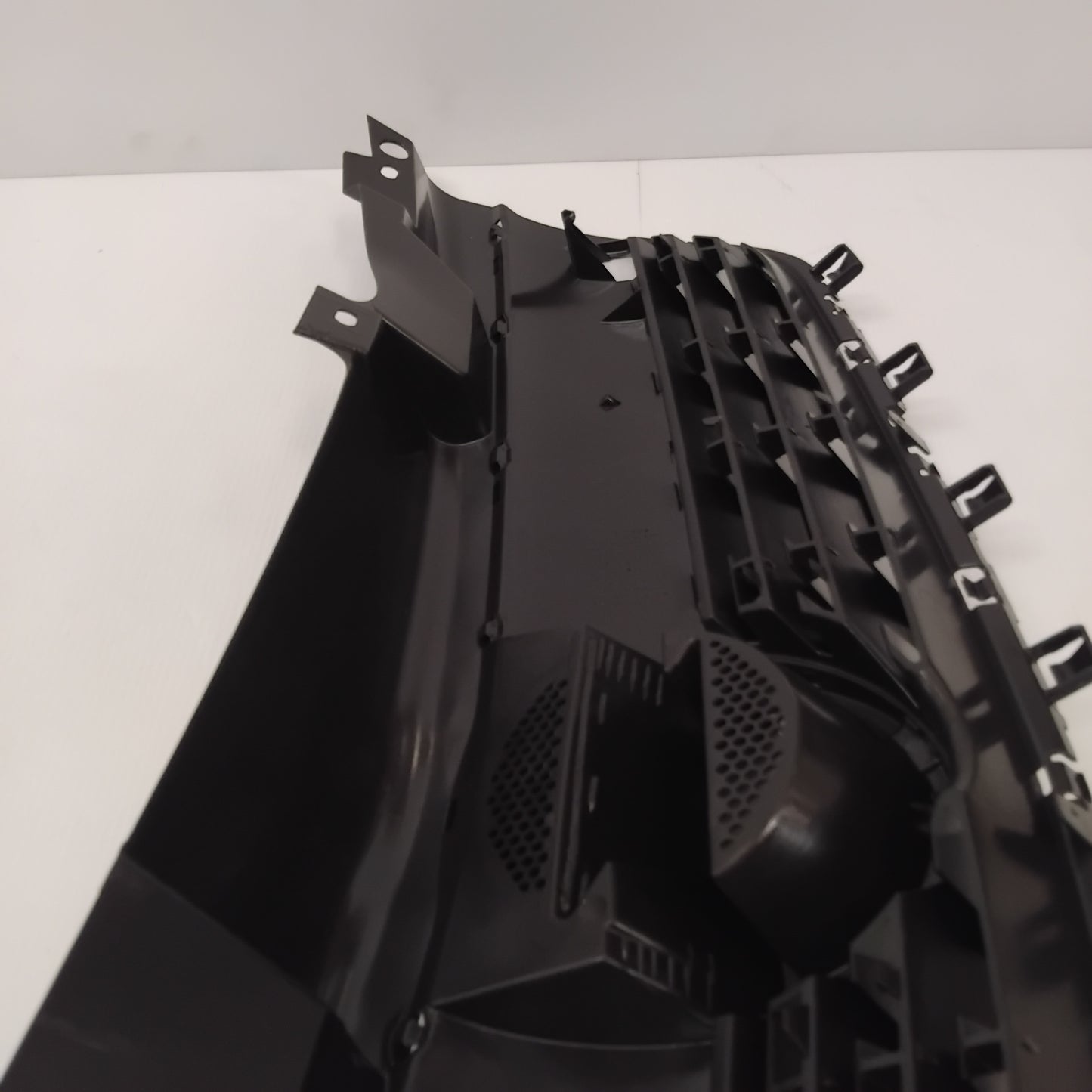 Genuine Vauxhall Grille, Radiator | 13216644