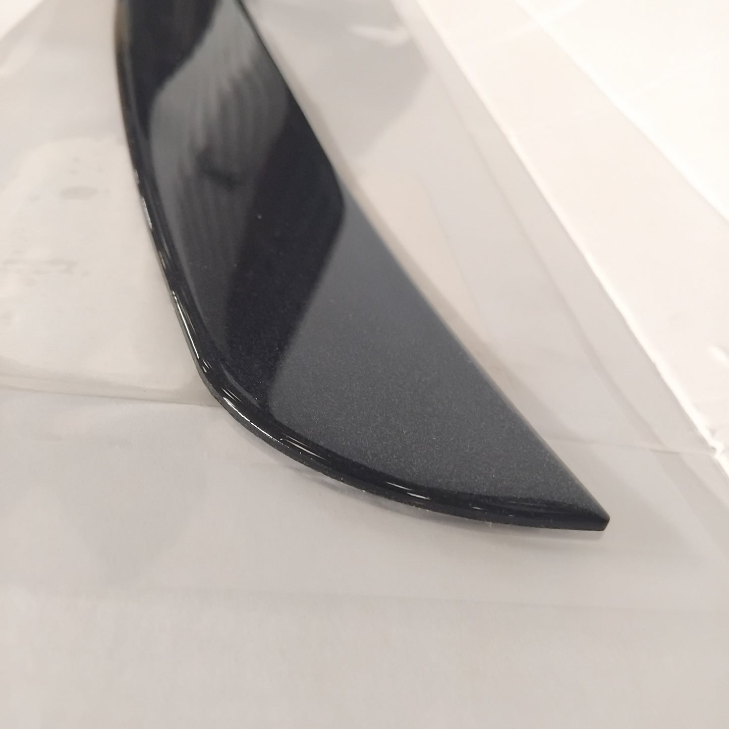 Genuine Tailgate Edge Trim - Ford Fiesta Mk6 | 1207728