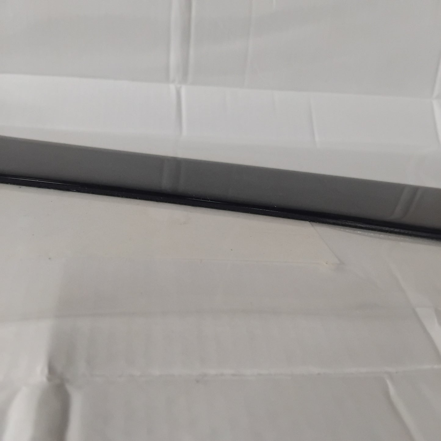 Genuine Tailgate Edge Trim - Ford Fiesta Mk6 | 1207728