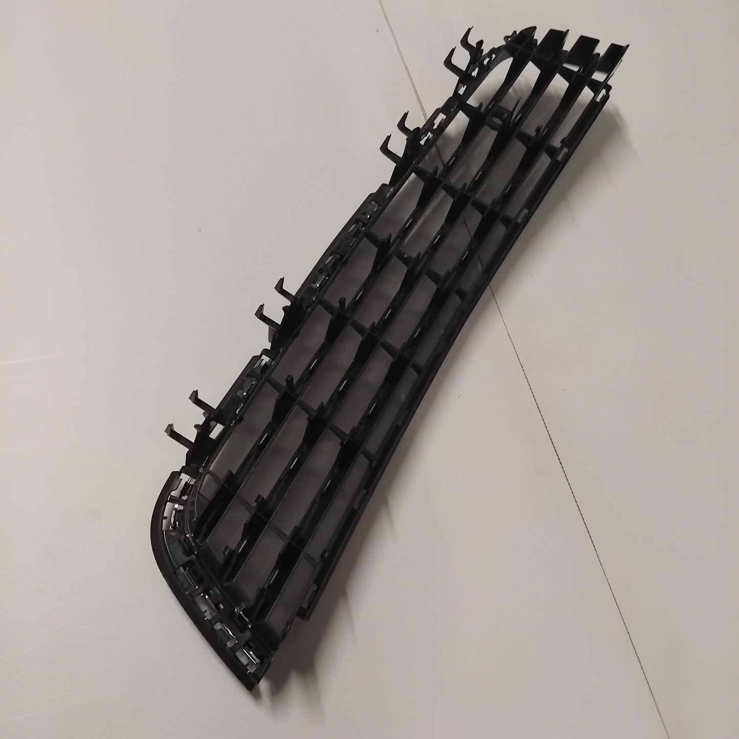 Grille - Vauxhall Astra | 13247248