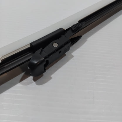 Genuine Peugeot Flat Blade | 6423F0