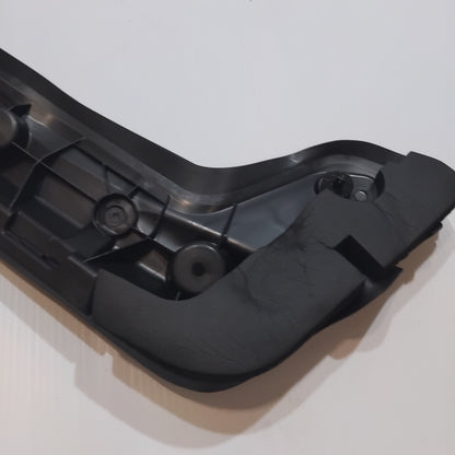 Genuine Left Rear Bumper Mounting Bracket - Ford Mondeo 2007-2014 | 1682805