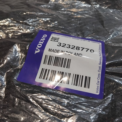 Genuine Volvo Mat Set | 32328770