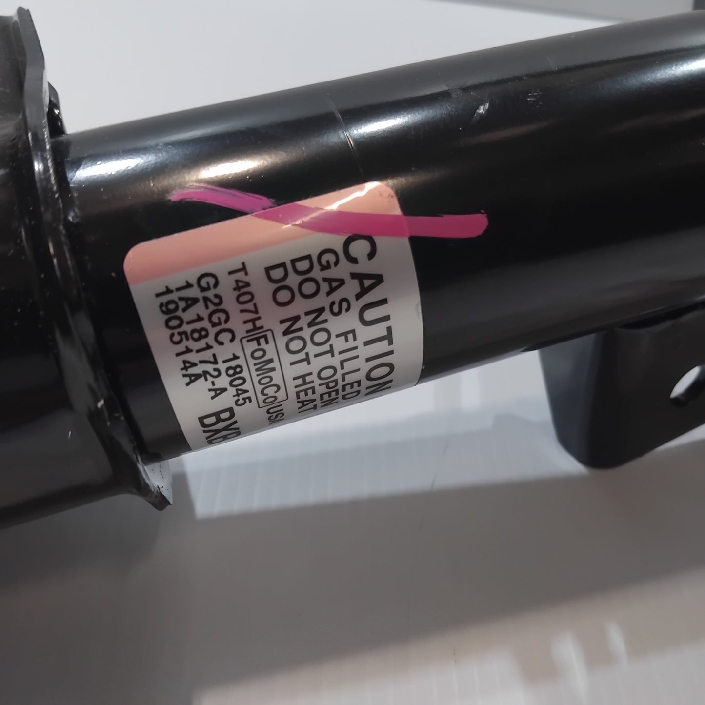 Genuine Front Right Shock Absorber - Ford | 1923181