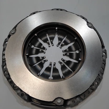 Genuine Clutch Kit - Nissan Juke / Pulsar / Qashqai | C020500QVA