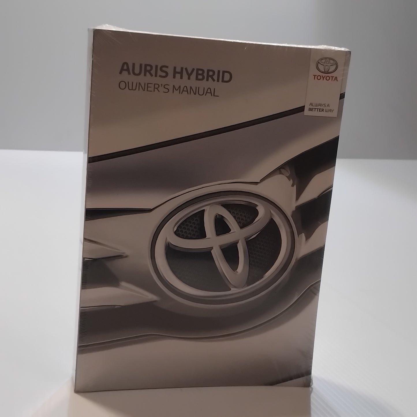 Genuine Toyota Auris Hybrid Owner'S | PZ49X-12J68-EN